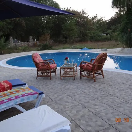 Oda ve Kahvaltı Yesemin