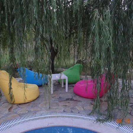 Yesemin Kayaköy